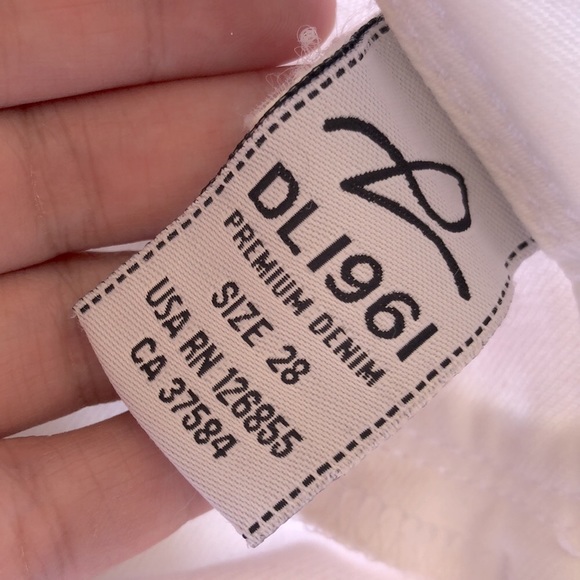 DL1961 Premium white jean - Picture 7 of 11